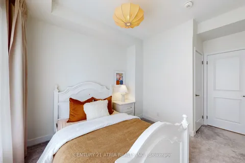 30 Guardhouse Crescent, Markham, ON L6C 3J8