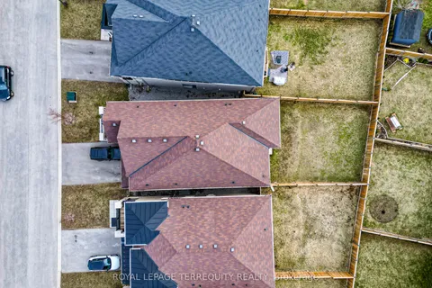 24 John Smith Street, East Gwillimbury, ON L9N 0S7