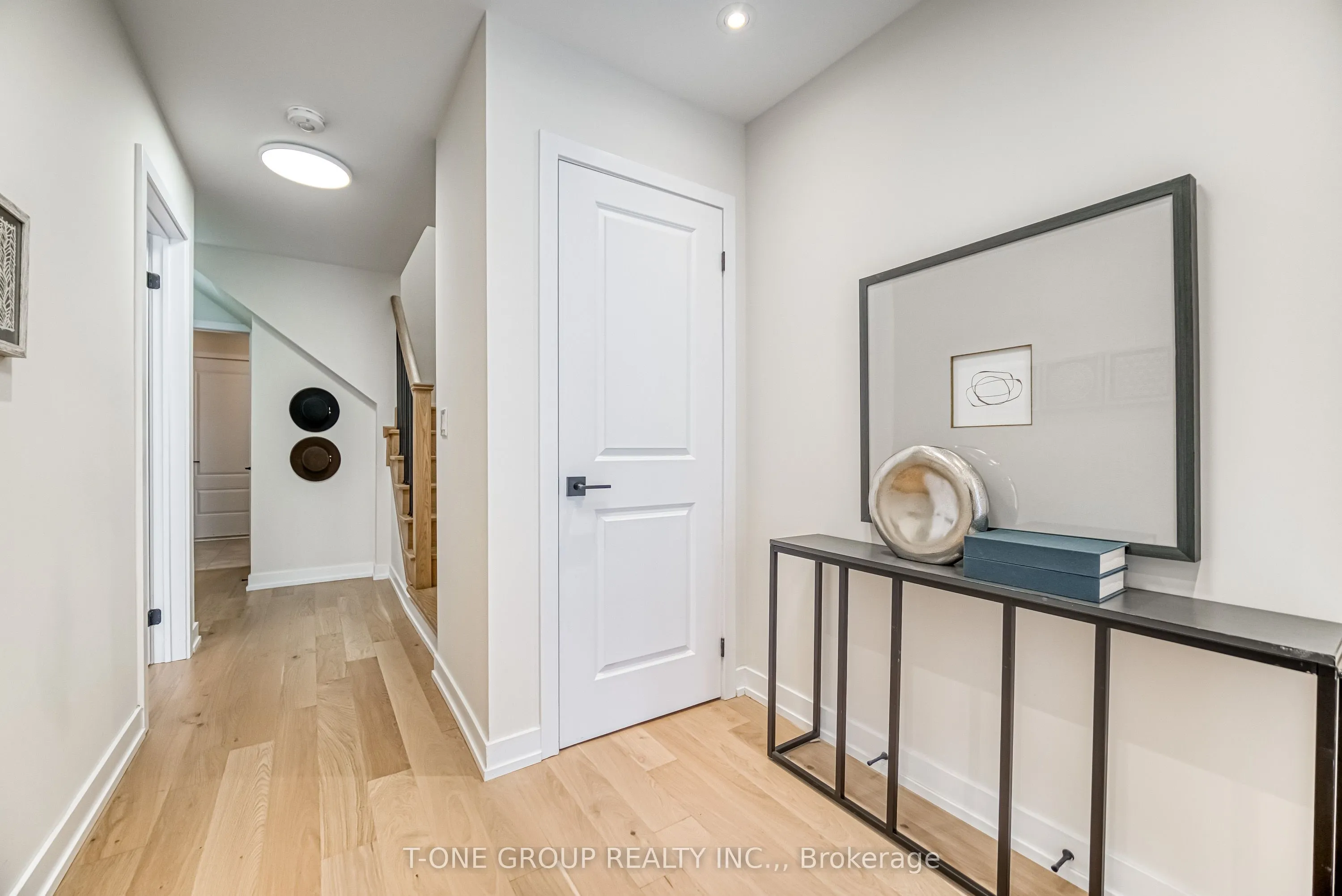 21 Ingersoll Lane, Richmond Hill, ON L4E 1G9