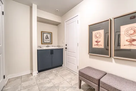 21 Ingersoll Lane, Richmond Hill, ON L4E 1G9