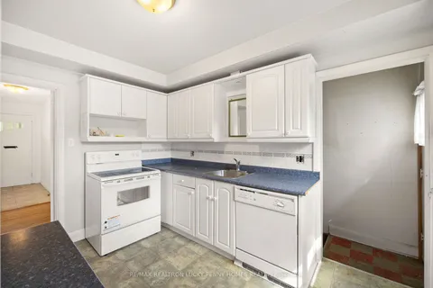 5 Grandview Boulevard, Markham, ON L3P 1E9
