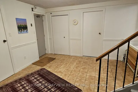 25 Kersey Crescent, Richmond Hill, ON L4C 3W2