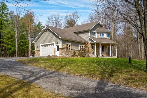 34 Woodland Heights Drive, Adjala-Tosorontio, ON L0M 1J0