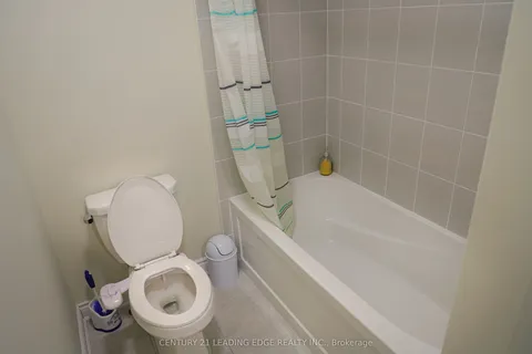 50 Mac Campbell Way, Bradford West Gwillimbury, ON L3Z 4M7