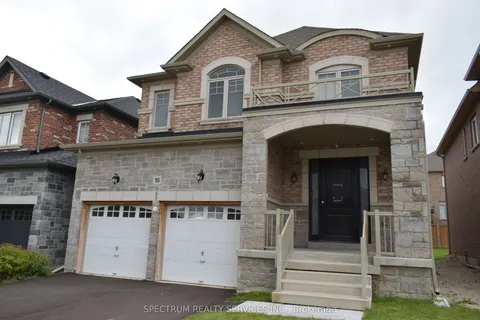 16 Barrow Avenue, Bradford West Gwillimbury, ON L3Z 0W1