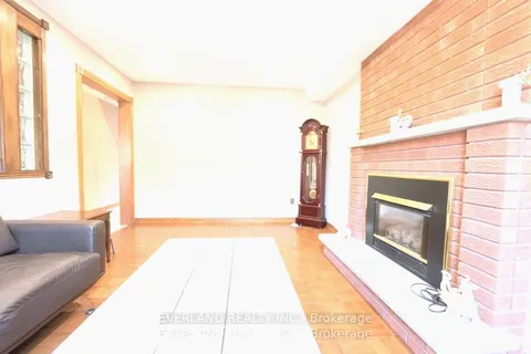 87 Kyla Crescent, Markham, ON L3S 2Y4