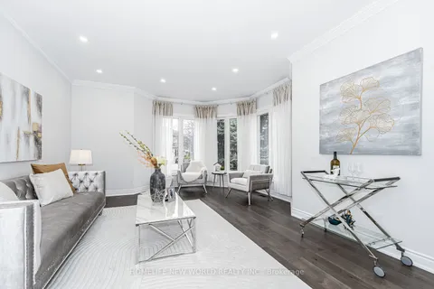 11 Fortune Crescent, Richmond Hill, ON L4S 1S5