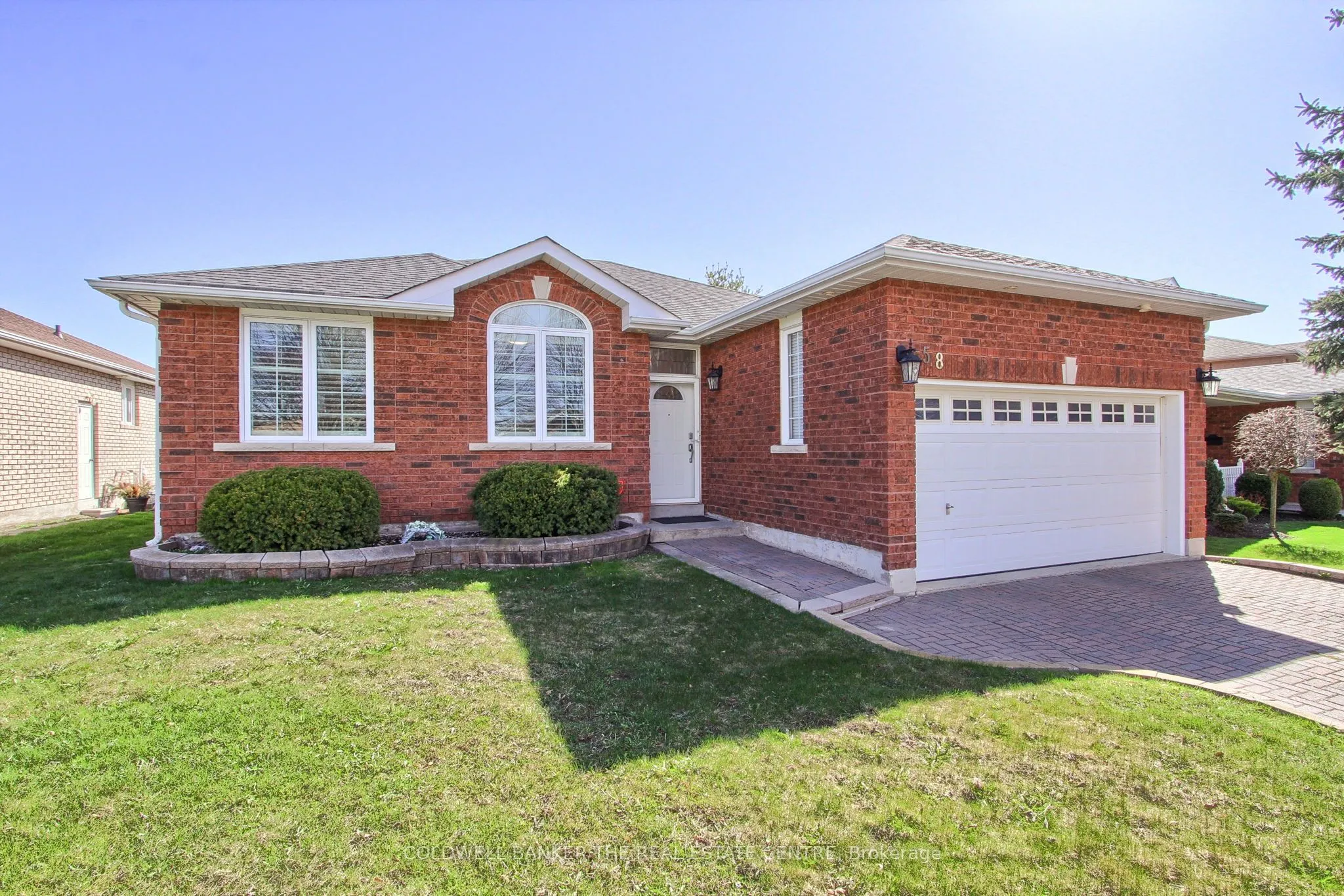 58 Prince Drive, Bradford West Gwillimbury, ON L3Z 3B6