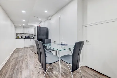 70 Mohandas Drive, Markham, ON L3S 0E4