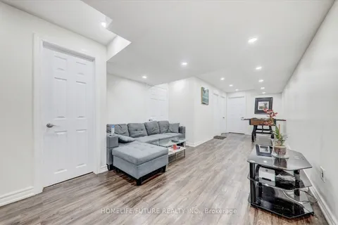 70 Mohandas Drive, Markham, ON L3S 0E4