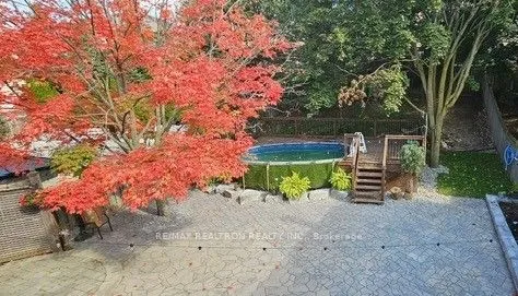 160 Carlyle Crescent, Aurora, ON L4G 6P8