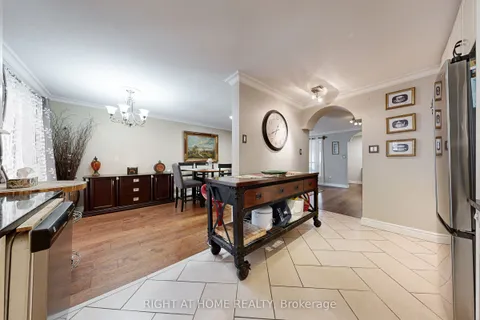 272 Aberdeen Avenue, Vaughan, ON L4L 3H3