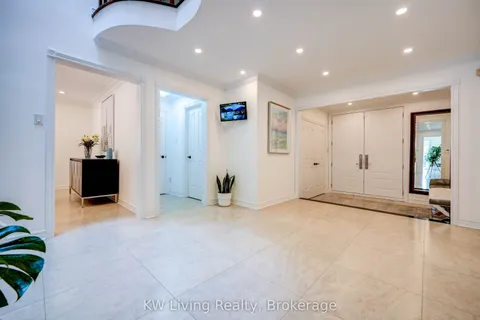 48 Brookshill Crescent, Richmond Hill, ON L4B 3J2