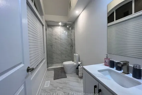 97 Guardhouse Crescent, Markham, ON L6C 3J9