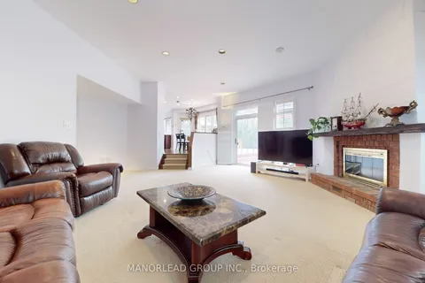 21 Dunloe Road, Richmond Hill, ON L4B 2H6