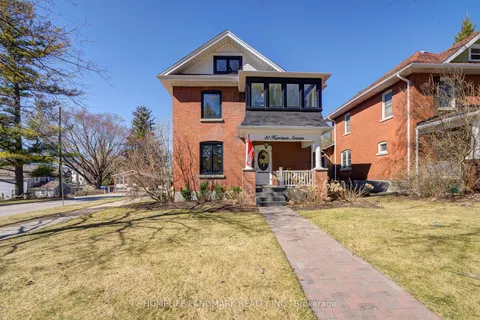 40 Harrison Avenue, Aurora, ON L4G 1E1