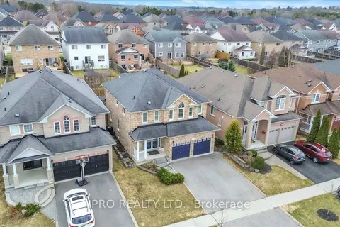469 king Street, East Gwillimbury, ON L0G 1M0