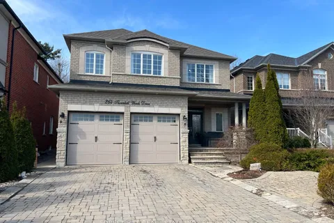 264 Thornhill Woods Drive, Vaughan, ON L4J 8Y5