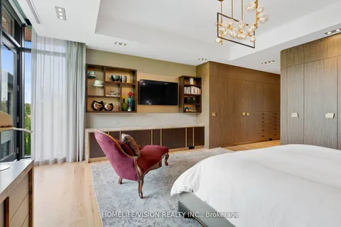 43 Ogden Crescent, Whitchurch-Stouffville, ON L4A 1P1