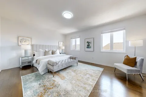 247 Selwyn Road, Richmond Hill, ON L4E 0R4