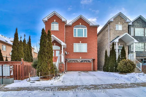 247 Knapton Drive, Newmarket, ON L3X 3B7