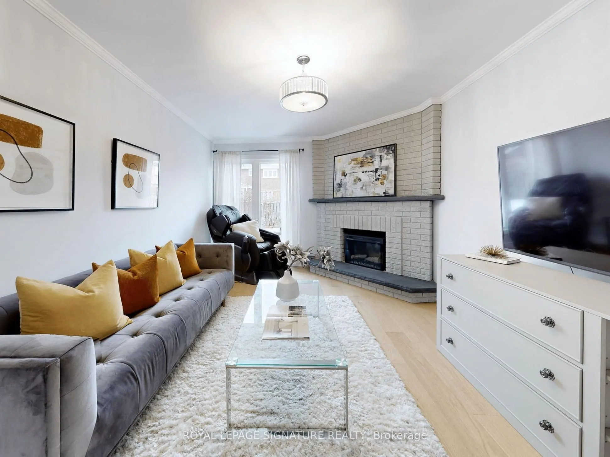 72 Graham Crescent, Markham, ON L3P 4M1