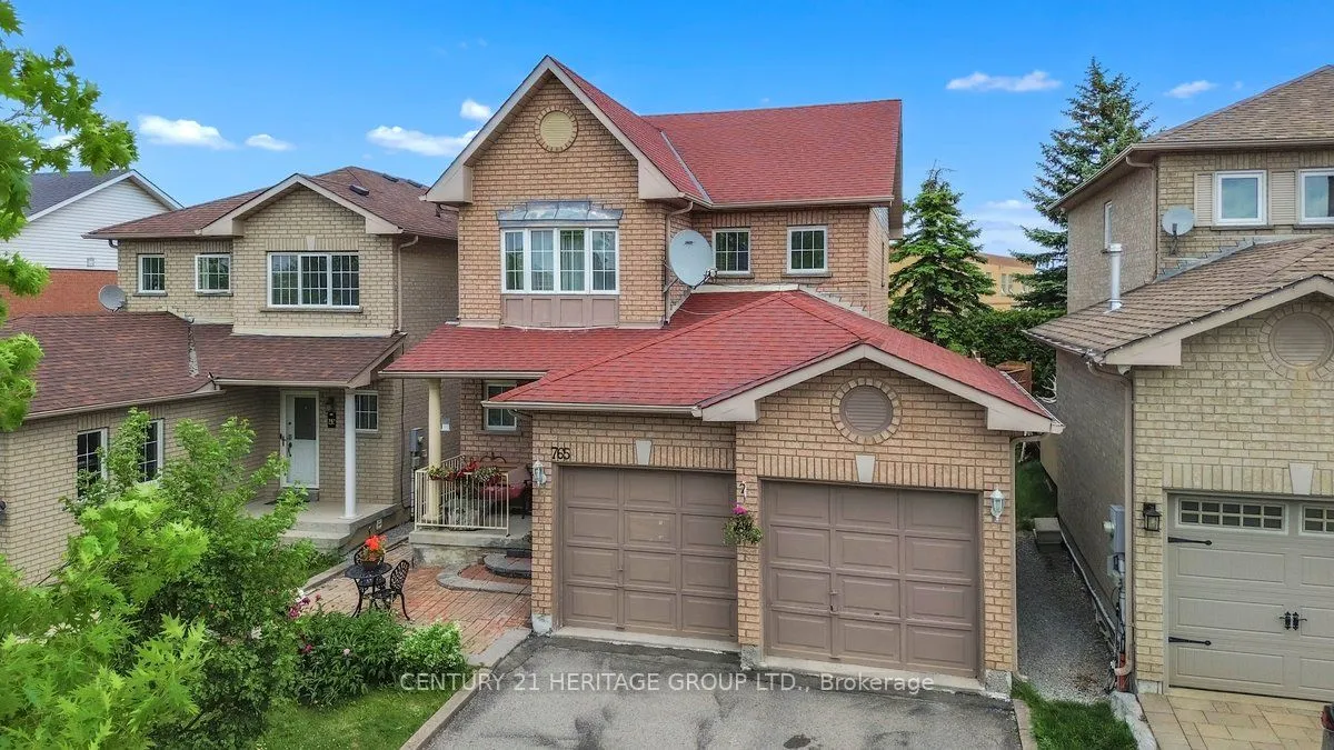 765 Dillman Avenue, Newmarket, ON L3X 2K3