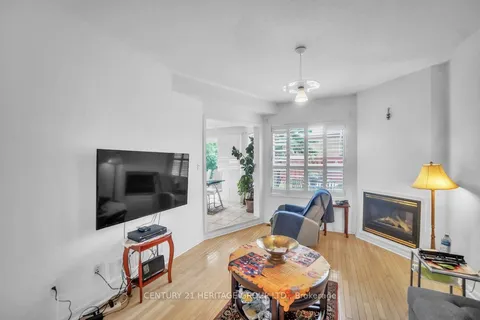 765 Dillman Avenue, Newmarket, ON L3X 2K3