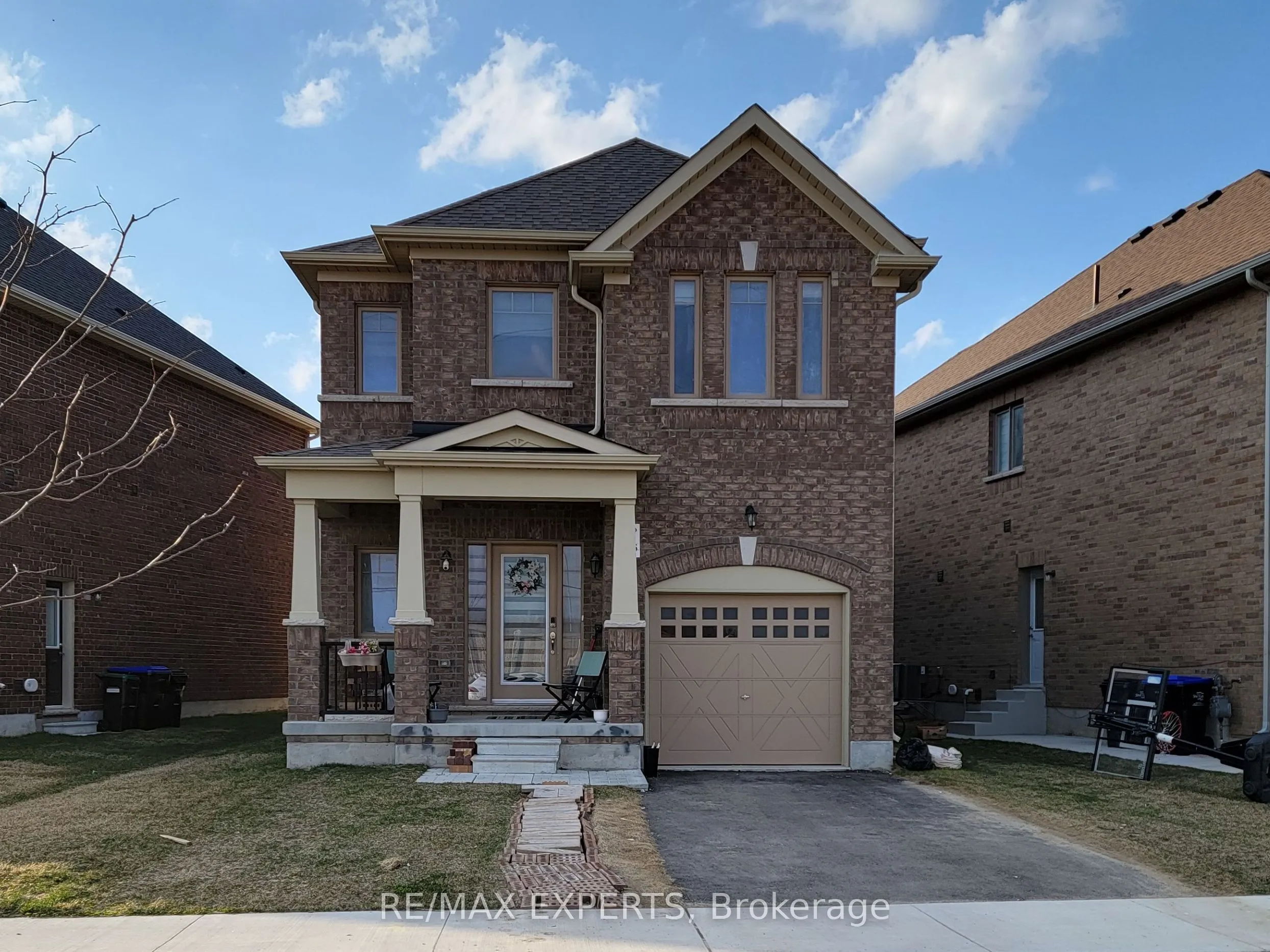 235 Heritage Street, Bradford West Gwillimbury, ON L3Z 4M6