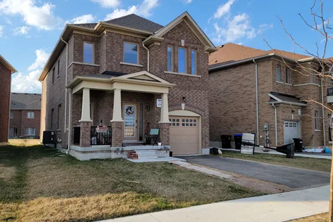 235 Heritage Street, Bradford West Gwillimbury, ON L3Z 4M6