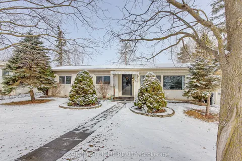 56 Flora Drive, Innisfil, ON L9S 1R1