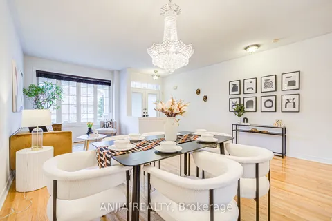 6 Linsmary Court, Markham, ON L6E 1L2