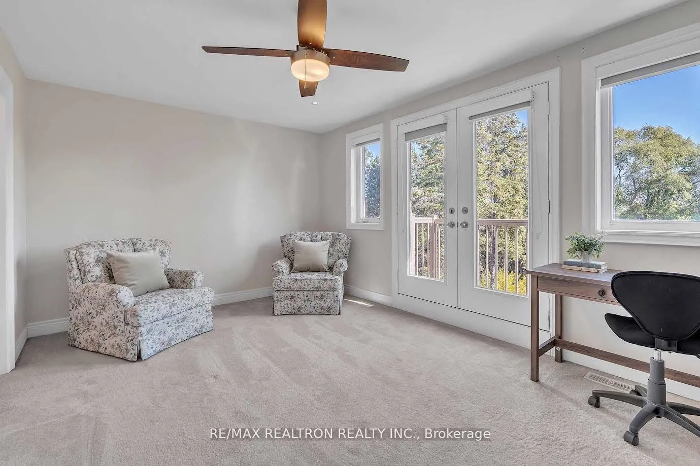 17 Kingsville Lane, Richmond Hill, ON L4C 7V6