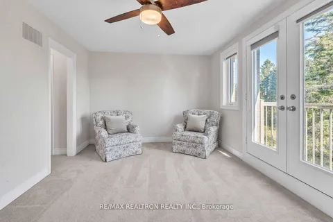 17 Kingsville Lane, Richmond Hill, ON L4C 7V6