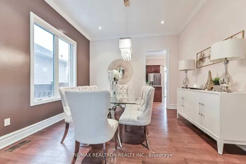 247 Sunset Beach Road, Richmond Hill, ON L4E 3H3