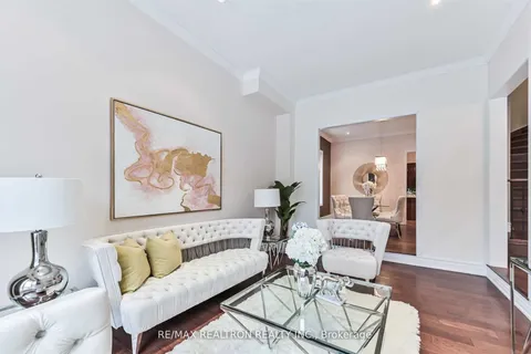 247 Sunset Beach Road, Richmond Hill, ON L4E 3H3