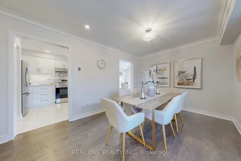 804 Caboto Trail, Markham, ON L3R 4W8