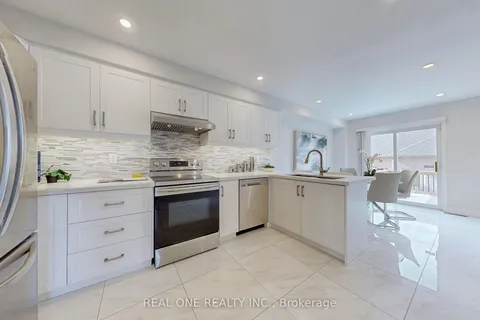 804 Caboto Trail, Markham, ON L3R 4W8