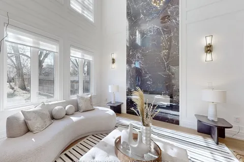 112 Robinson Street, Markham, ON L3P 1P1