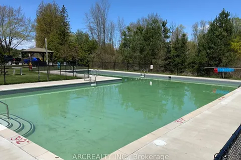 3 Woody Way Boulevard, Georgina, ON L0E 1N0