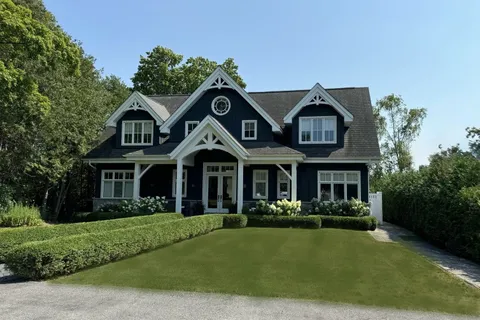 3441 Crescent Harbour Road, Innisfil, ON L9S 2Y7