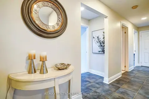 254 Lakeland Crescent, Richmond Hill, ON L4E 3A6