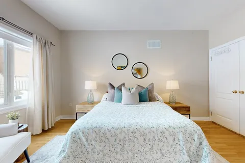 61 Palisade Crescent, Richmond Hill, ON L4S 2H9