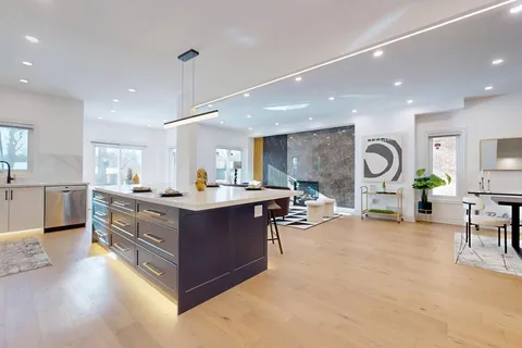 45 Mojave Crescent, Richmond Hill, ON L4S 1R7