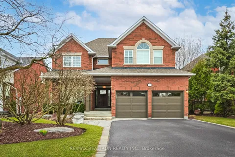 870 Shadrach Drive, Newmarket, ON L3X 2H3