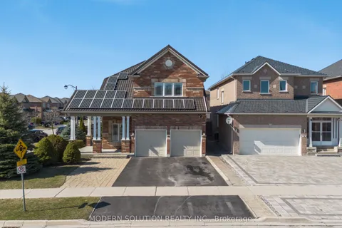 1 Petermann Street, Aurora, ON L4G 7W9