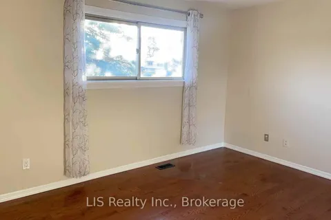 61 Rose Way, Markham, ON L3P 3N2