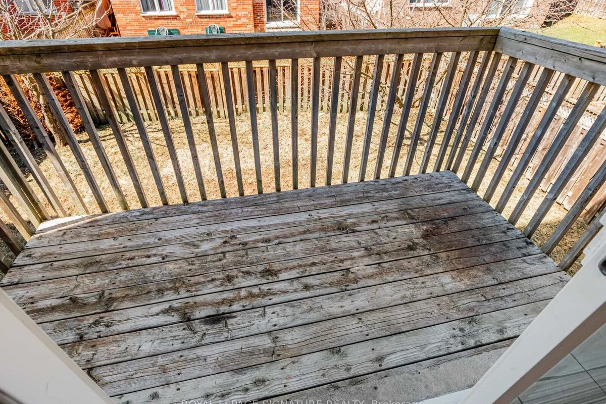 33 Bilberry Crescent, Richmond Hill, ON L4S 2M4