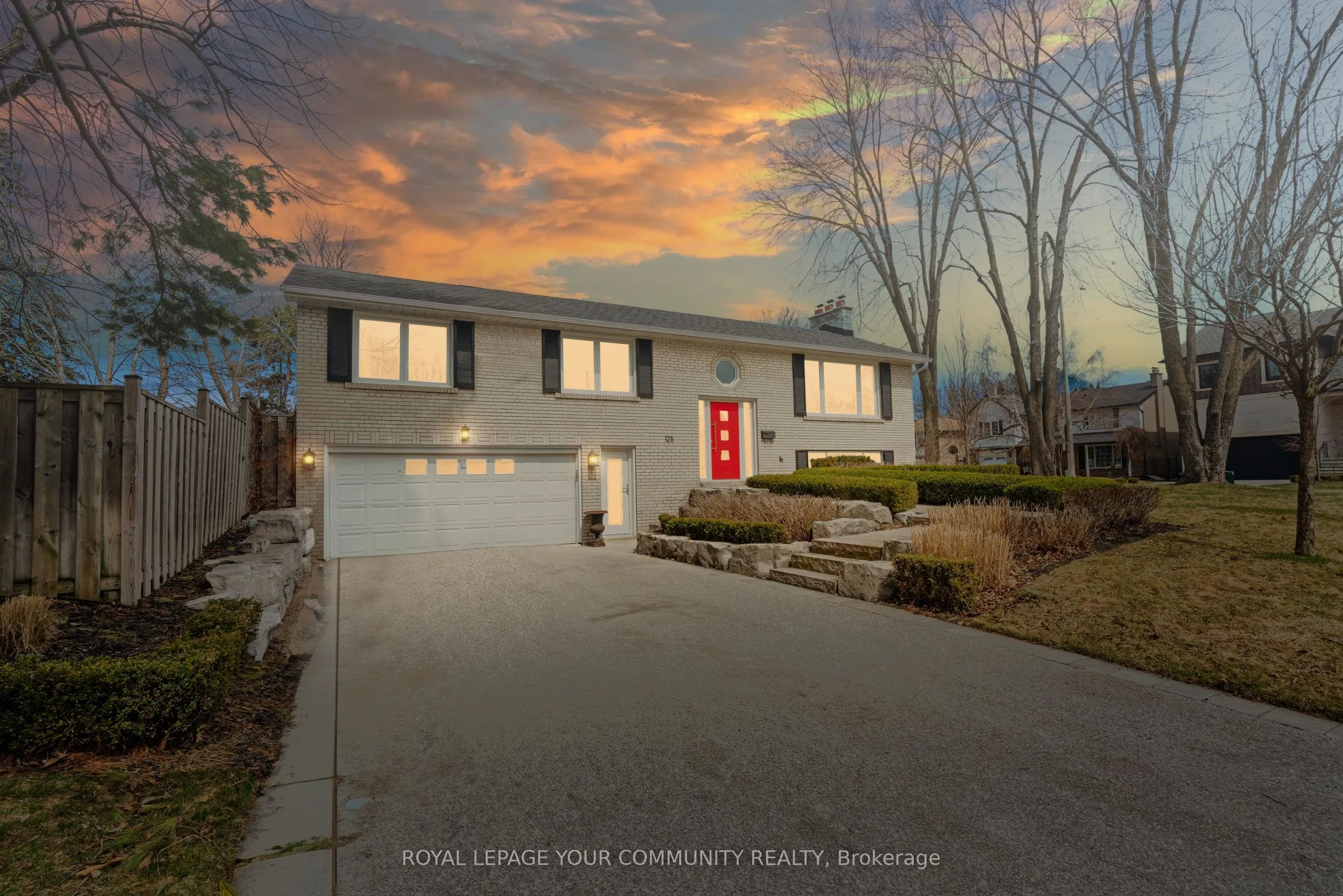 125 Laverock Avenue, Richmond Hill, ON L4C 4J8