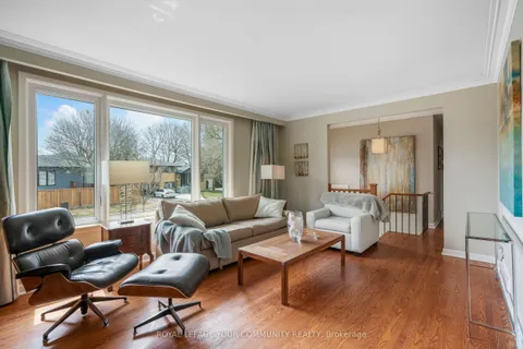 125 Laverock Avenue, Richmond Hill, ON L4C 4J8